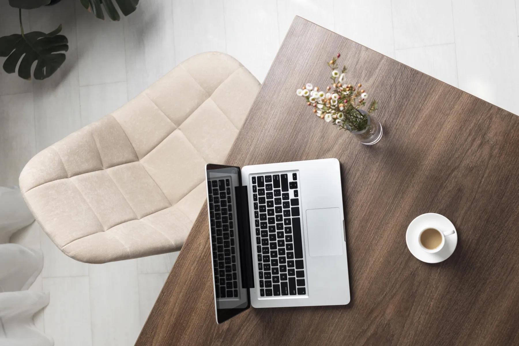 A clear space for a practical digital project plan